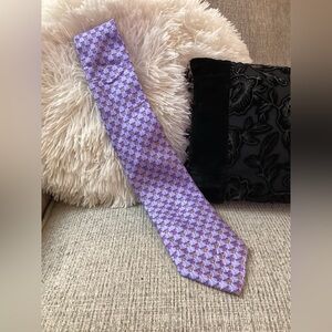 Seven Fold Classic Purple Silk Tie with Geometric Pattern